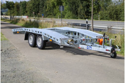 Blyss ADAM DELUXE platforma auto  franata 2700 kg  in 2 axe cu sarcina utila de 2090 kg
 si dimensiuni utile de 400x200x10cm
