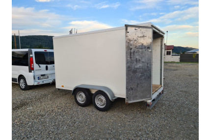 Inchiriere blyss sci2 - Inchiriere remorca 2000 kg
  in 2 axe cu sarcina utila de 1250 kg
 si dimensiuni utile de 350x160x180cm